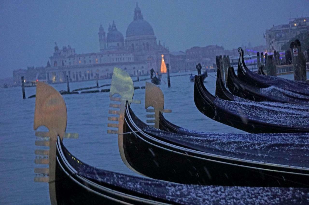 Ca Lezze Bell'Appartamento Nel Cuore Di Venezia 외부 사진
